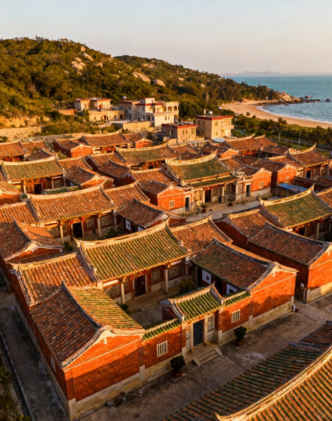 3-Day 2-Night Cross-Island Tour of Xiamen (Mainland China) & Kinmen (Taiwan, China) 金厦通